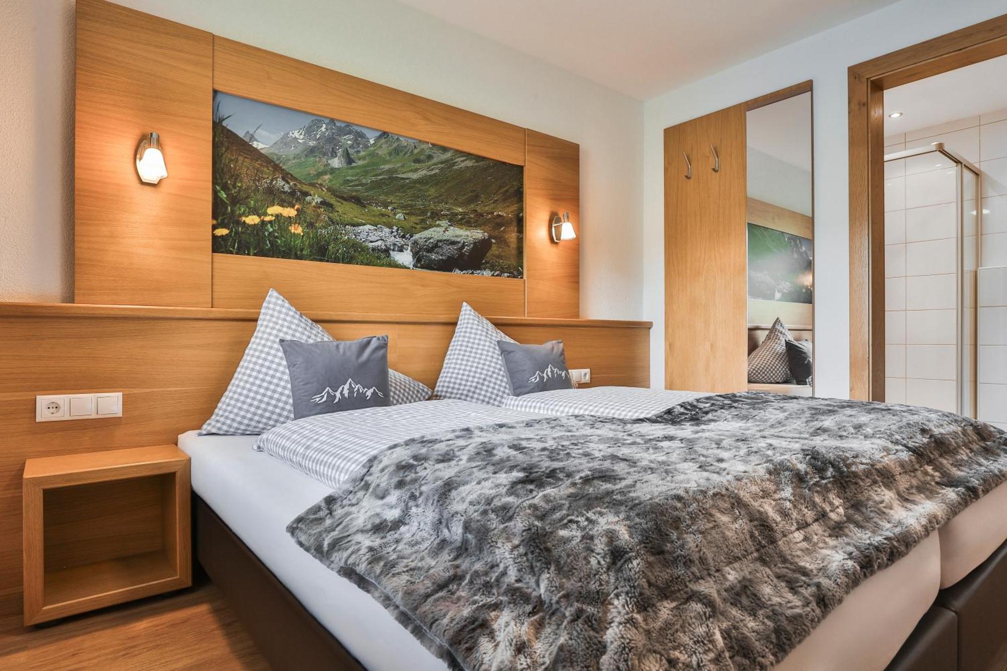 Apart Schneider Ischgl Buitenkant foto
